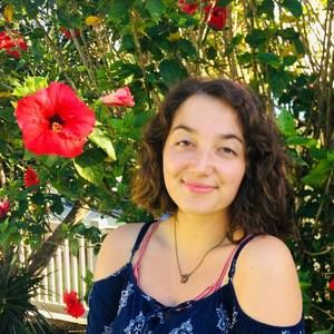 Meet your Posher, Ally